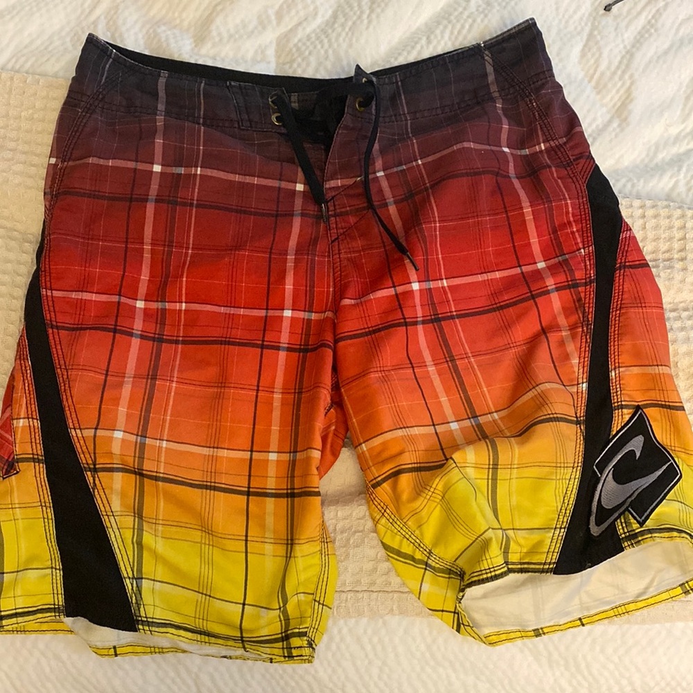 O’Neil men’s swim shorts